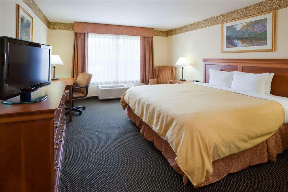 Country Inn & Suites By Radisson, Madison Southwest, Wi Fitchburg Exterior foto